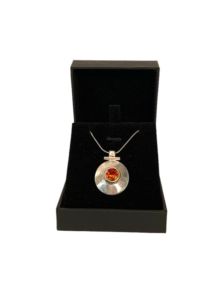 PENDENTIF domé argent et ambre